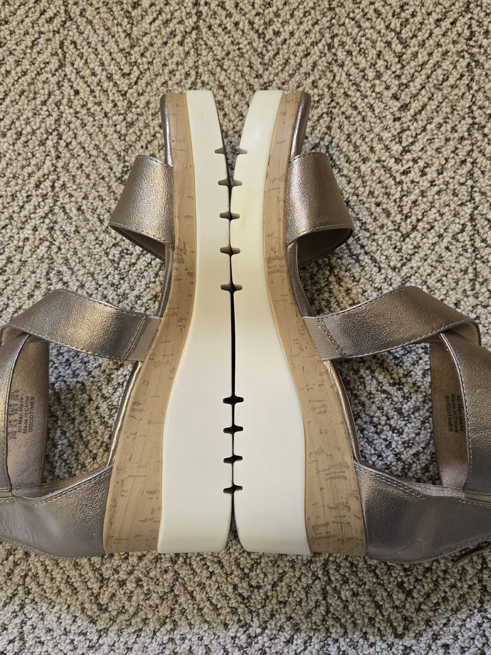 Soul Naturalizer Goodtime Ankle Strap Wedge Sandal In Warm Silver - Picture 6 of 12